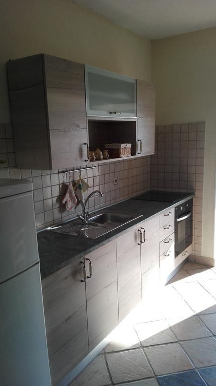 Apartment Deni Lumbarda Bagian luar foto